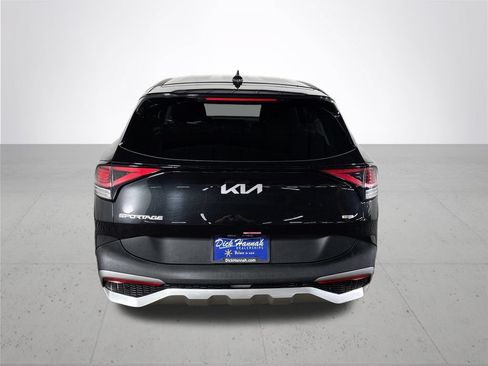 Certified 2025 Kia Sportage LX AWD/4WD image 8