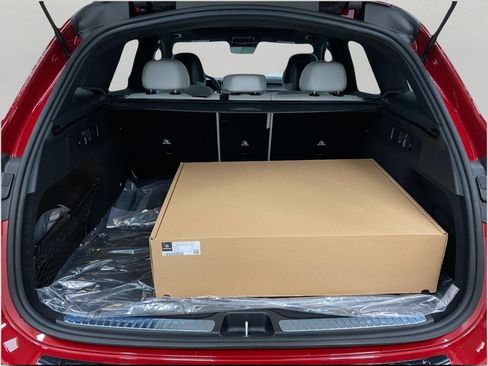 New 2026 Mercedes-Benz GLC 300 4MATIC image 6