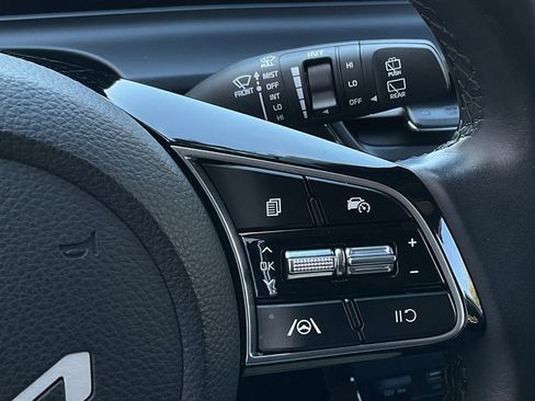 Used 2025 Kia Seltos S image 23