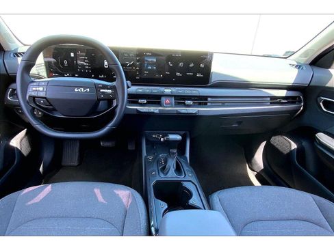 Used 2025 Kia K4 EX FWD image 13