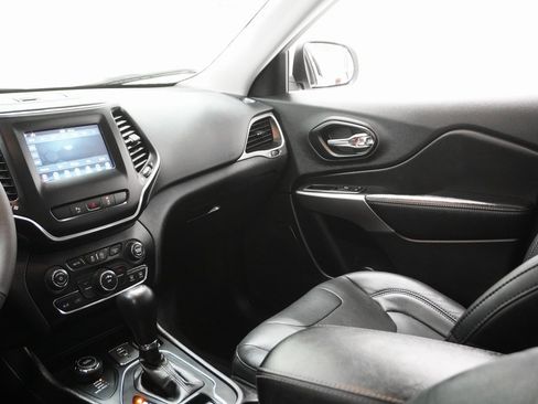 Used 2021 Jeep Cherokee Latitude Lux image 17