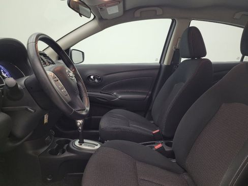 Used 2018 Nissan Versa SV w/ SV Special Edition FWD image 17