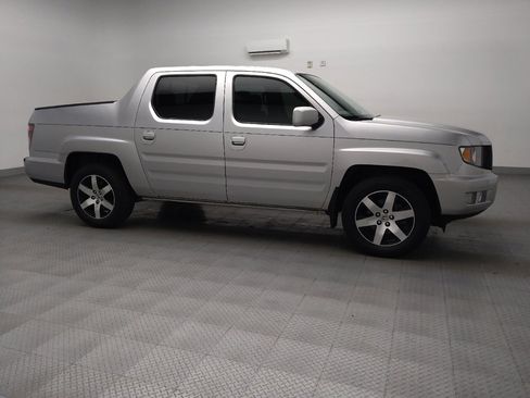 Used 2014 Honda Ridgeline SE image 11