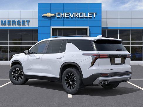 New 2026 Chevrolet Traverse Z71 image 3