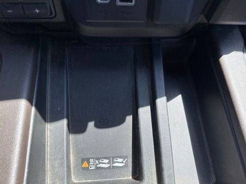 Used 2022 GMC Sierra 2500 Denali w/ Denali Ultimate Package AWD/4WD image 30