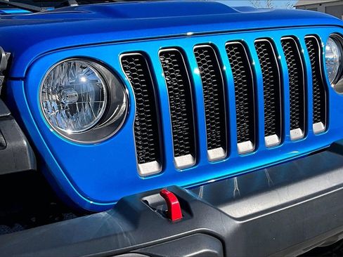 Used 2021 Jeep Wrangler Unlimited Rubicon w/ Cold Weather Group image 25