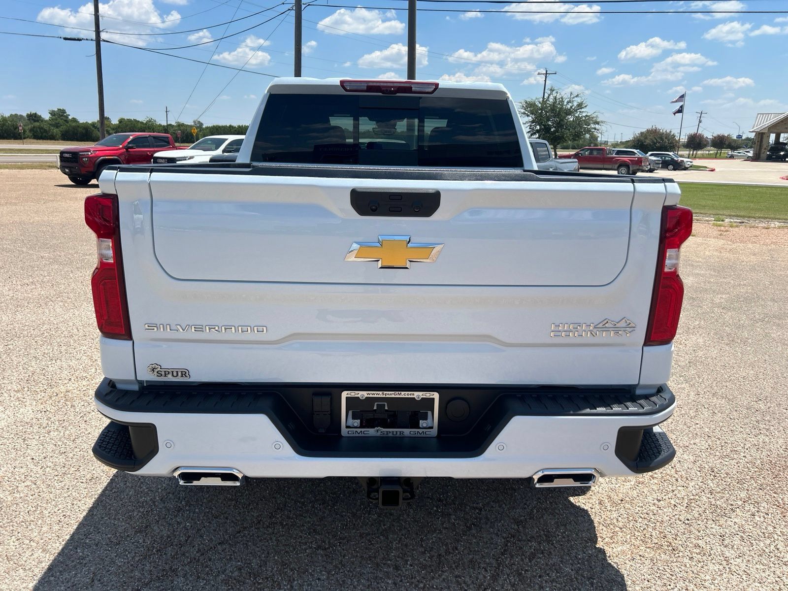 New 2026 Chevrolet Silverado 1500 High Country w/ High Country Premium Package AWD/4WD image 5