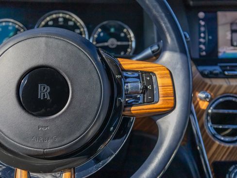 Used 2019 Rolls-Royce Cullinan Sport Utility 4D image 46