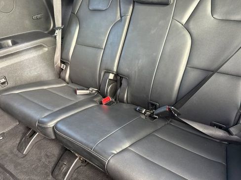 Used 2024 Kia Telluride LX image 18