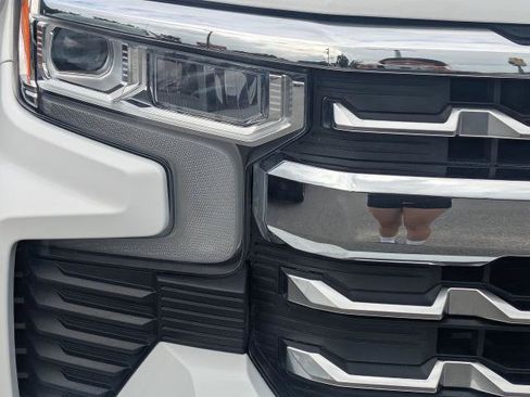 Certified 2024 Chevrolet Silverado 1500 LTZ AWD/4WD image 10