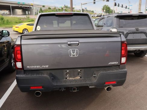 Certified 2023 Honda Ridgeline RTL image 6