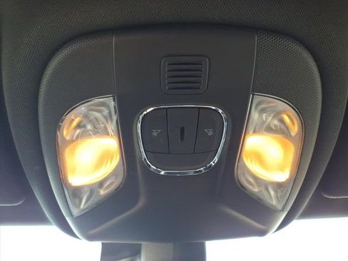 Certified 2022 Jeep Compass Altitude image 20