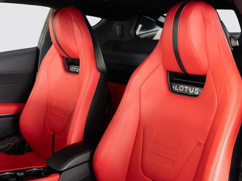 Used 2025 Lotus Emira RWD image 20