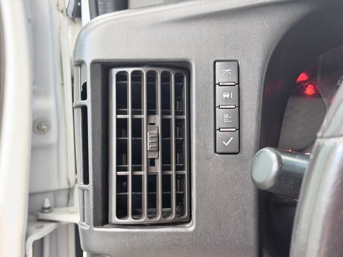 Used 2020 Chevrolet Express 3500 LT w/ LT Preferred Equipment Group RWD image 28