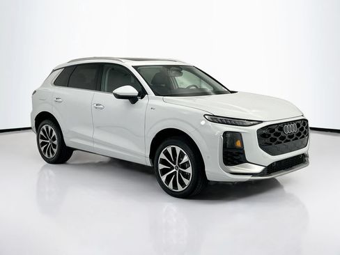 Used 2026 Audi Q3 quattro 2.0T AWD/4WD image 3