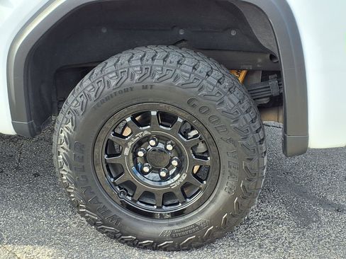 Used 2023 GMC Sierra 1500 AT4X w/ AT4X AEV Edition image 22