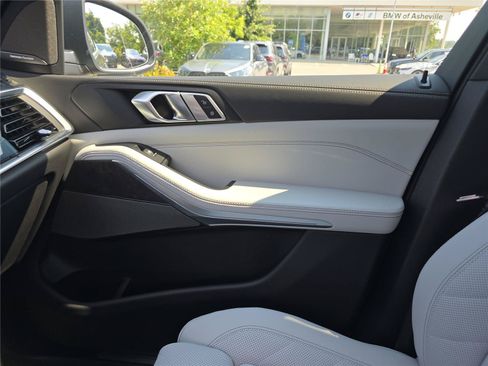 New 2026 BMW X5 xDrive50e AWD/4WD image 23