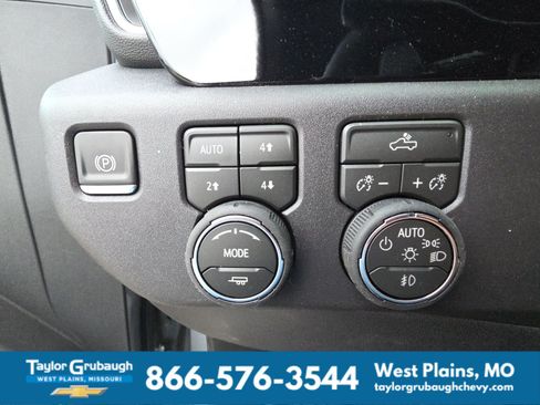New 2026 Chevrolet Silverado 1500 RST AWD/4WD image 21
