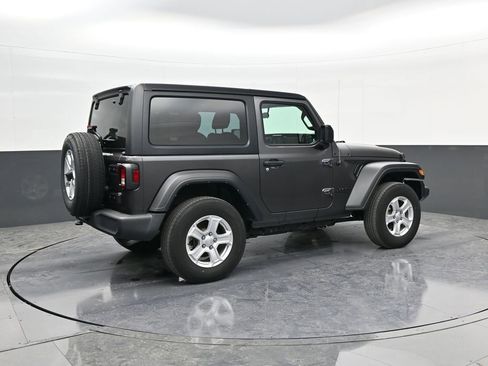 Used 2021 Jeep Wrangler Sport S image 7