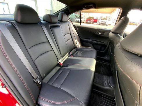 Used 2017 Honda Accord Sport Special Edition image 18