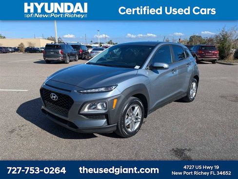 Used 2021 Hyundai Kona SE image 1