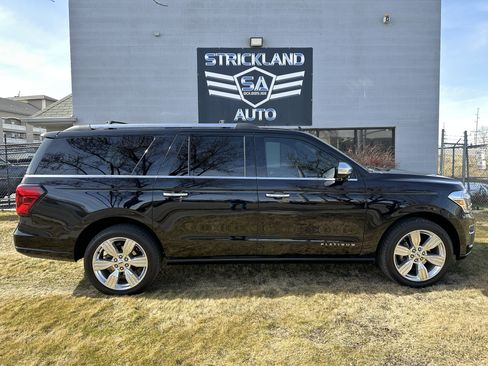 Used 2024 Ford Expedition Max Platinum image 5