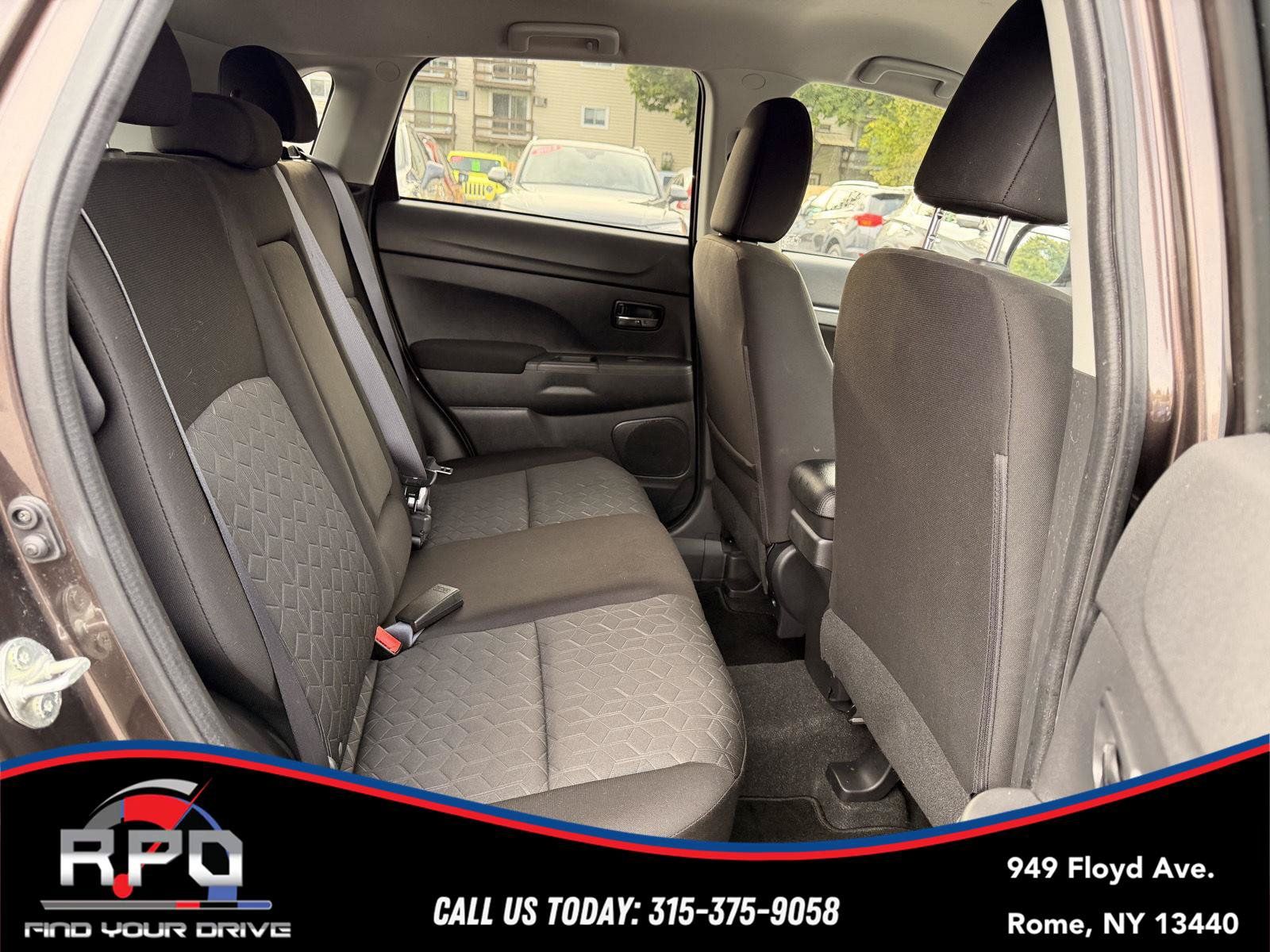 Used 2020 Mitsubishi Outlander Sport ES AWD/4WD image 27