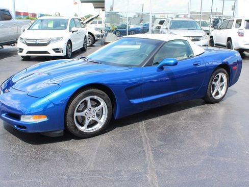 Used 2002 Chevrolet Corvette Convertible w/ Preferred Equipment Group2 RWD image 20