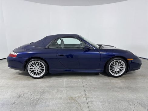 Used 2002 Porsche 911 Carrera image 8