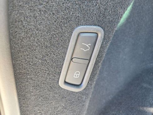 Used 2023 Maserati Levante Modena AWD/4WD image 21