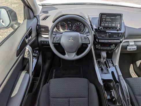 New 2026 Mitsubishi Eclipse Cross LE AWD/4WD image 15