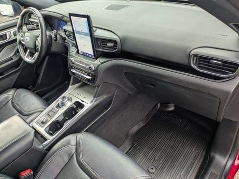 Used 2020 Ford Explorer ST w/ ST High-Performance Pack image 37