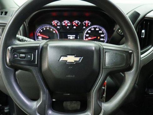 Used 2020 Chevrolet Silverado 1500 Custom w/ Custom Value Package RWD image 10