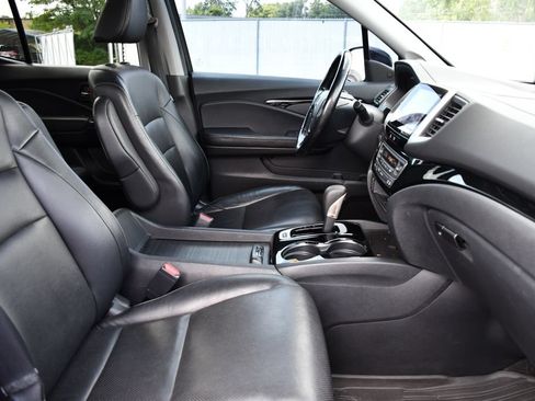 Used 2017 Honda Ridgeline RTL-E image 32
