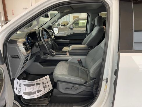 Used 2021 Ford F150 XLT w/ Equipment Group 302A High image 9