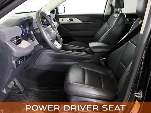Used 2025 Ford Explorer Active w/ Active Comfort Package AWD/4WD image 24