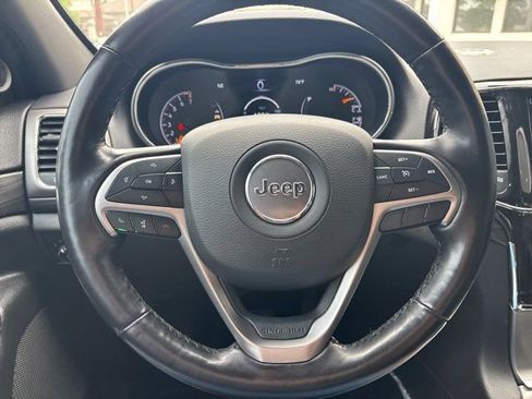 Used 2021 Jeep Grand Cherokee Laredo X RWD image 28