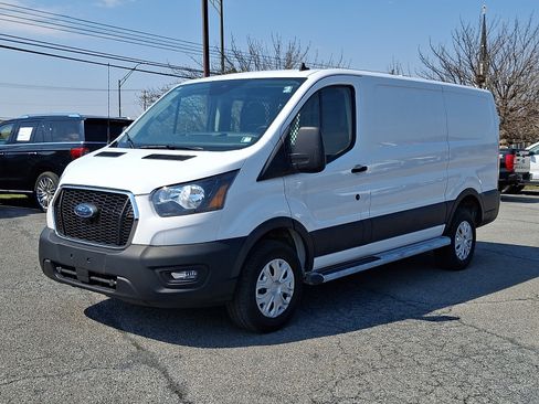 Used 2024 Ford Transit 250 Low Roof w/ Exterior Upgrade Package RWD image 3