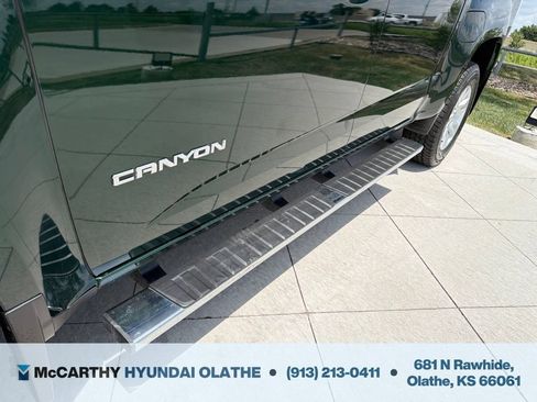 Used 2015 GMC Canyon SLE w/ SLE Convenience Package AWD/4WD image 18