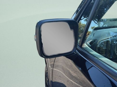 Used 2022 Jeep Renegade Altitude AWD/4WD image 25