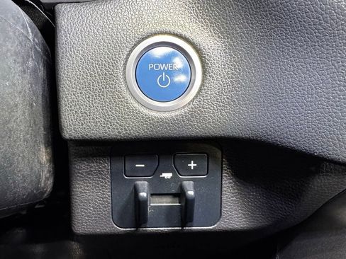 Used 2024 Toyota Sequoia Limited AWD/4WD image 30