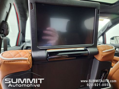 New 2026 Chrysler Pacifica Pinnacle image 39