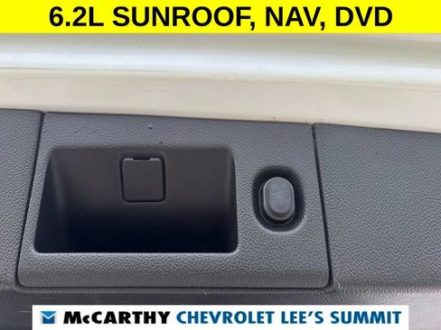 Used 2016 Cadillac Escalade ESV Luxury AWD/4WD image 60