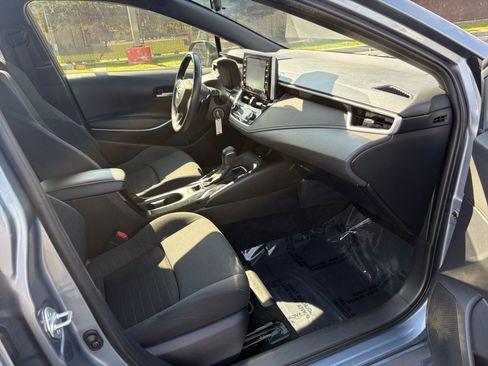 Used 2020 Toyota Corolla SE w/ Carpet Mat Package (TMS) FWD image 28