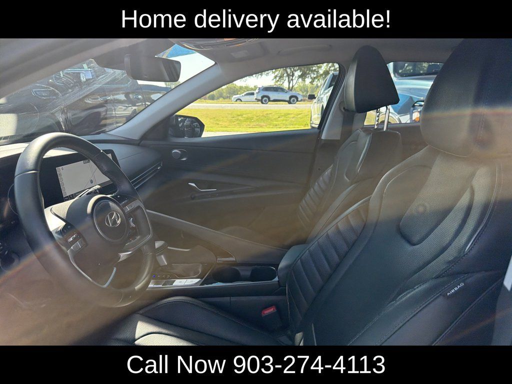 Used 2025 Hyundai Elantra Limited FWD image 15