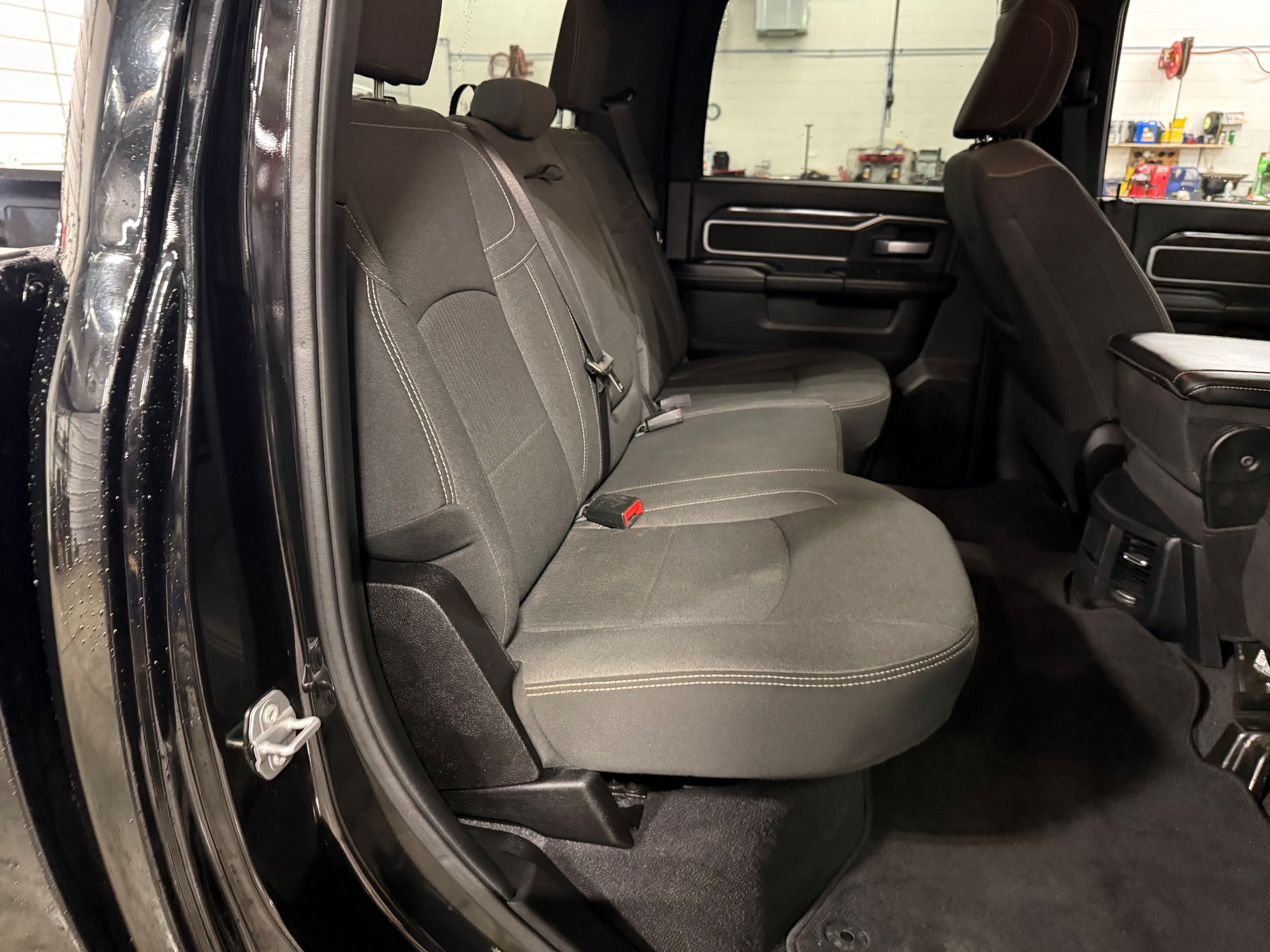 Certified 2024 RAM 2500 Big Horn w/ Night Edition AWD/4WD image 18