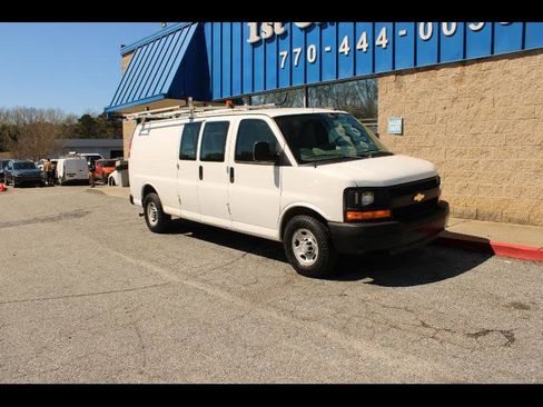 Used 2016 Chevrolet Express 2500 Extended image 1
