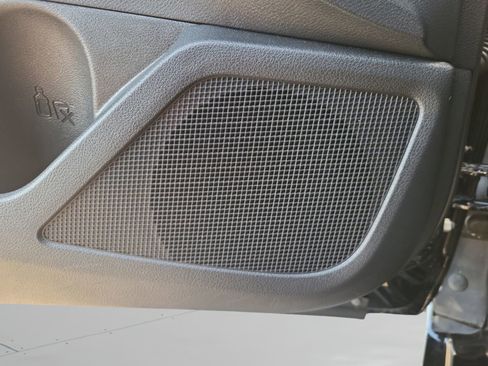 Used 2022 Nissan Altima 2.5 SV image 17