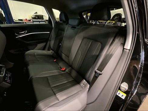 Used 2023 Audi e-tron Premium w/ Convenience Plus Package AWD/4WD image 26