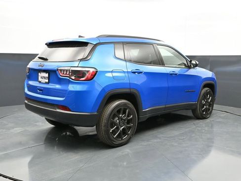 New 2026 Jeep Compass Latitude image 3